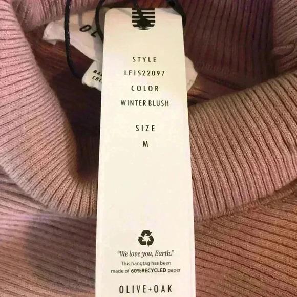 Olive & Oak NWT Turtleneck Ribbed Sweater Winter Blush Size M - Picture 6 of 6